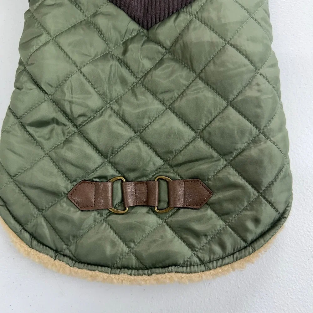 FabDog green Sherpa lined quilted Velcro dog‎ jacket coat winter fashion medium